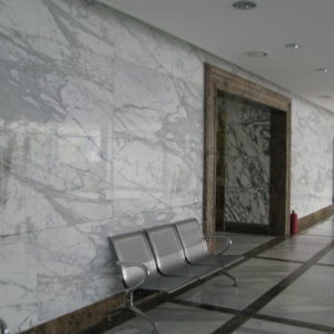 Đá marble trắng thang máy đẹp